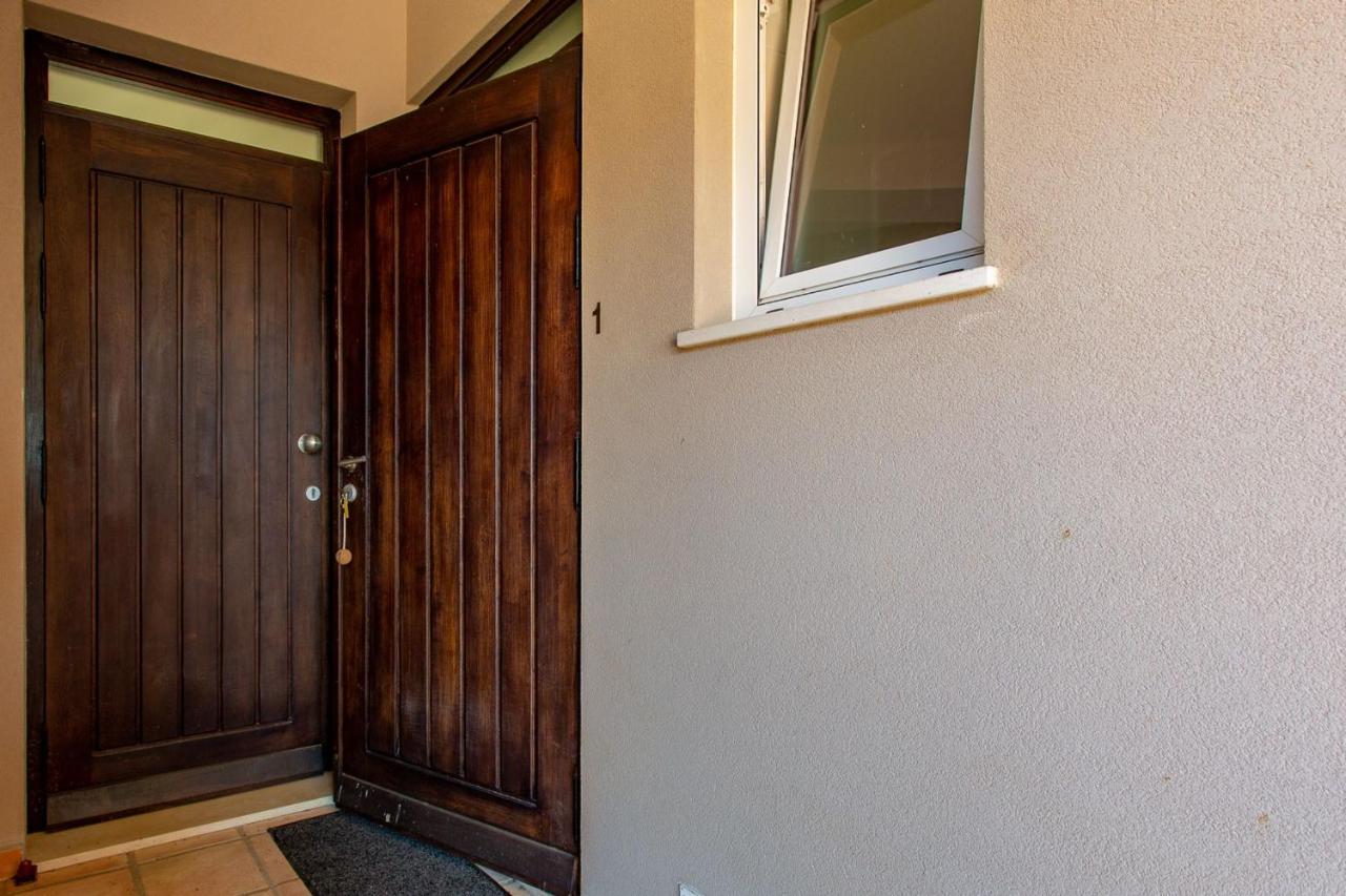 Corte Velada Guest House Lagos Exterior foto