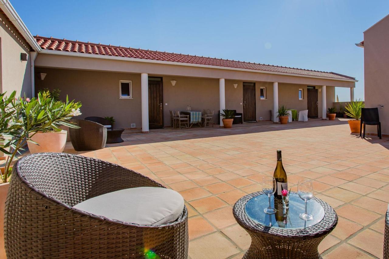 Corte Velada Guest House Lagos Exterior foto