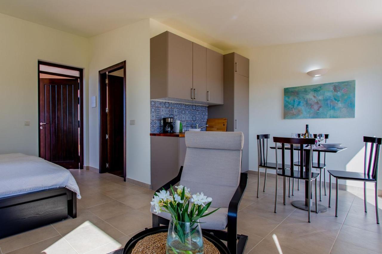 Corte Velada Guest House Lagos Exterior foto